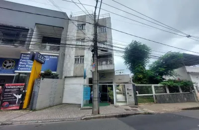 Apartamento com 3 quartos para alugar na Rua Morais e Castro, 391, Passos, Juiz de Fora