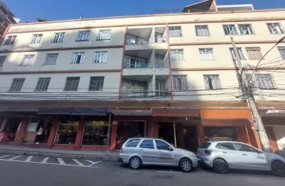 Apartamento com 3 quartos para alugar na Rua São Mateus, 19, São Mateus, Juiz de Fora