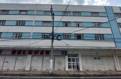 Apartamento com 2 quartos para alugar na Rua Roberto de Barros, 268, Centro, Juiz de Fora