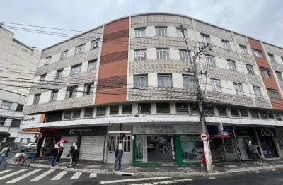 Apartamento com 3 quartos à venda na Avenida Presidente Itamar Franco, 751, Centro, Juiz de Fora