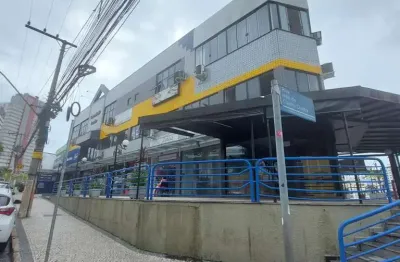 Ponto comercial para alugar na Avenida Doutor Paulo Japiassu Coelho, 664, Cascatinha, Juiz de Fora