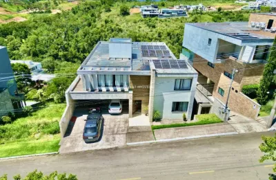 Casa com 4 quartos à venda na Rua Doutor Nelson Lougon Borges de Mattos, 424, Aeroporto, Juiz de Fora