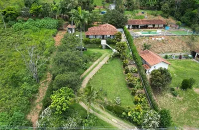 Casa com 1 quarto à venda na Rua Maurício Fagundes Resende, 480, Recanto dos Lagos, Juiz de Fora