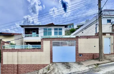 Casa com 4 quartos à venda na Rua José Zappa, 196, Bom Clima, Juiz de Fora