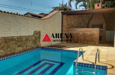 Imperdível casa à venda ou locação em atibaia-sp, jardim do lago: 2 quartos, 1 suíte, 2 banheiros, 2 vagas, 147m²!