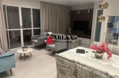 Apartamento à venda na Vila Gilda, Santo André-SP: 2 quartos, sendo 2 suítes, 2 salas, 3 banheiros, 2 vagas, 109m² de área