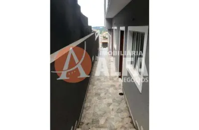 Casa com 2 quartos à venda na Rua Belmonte, Jardim Atalaia, Cotia