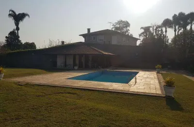 Casa com 4 quartos para alugar na Avenida José Giorgi, Granja Viana II, Cotia