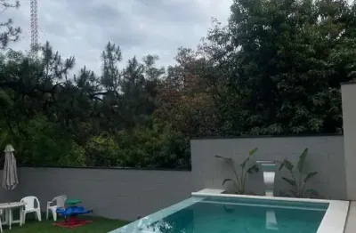Novíssima casa 03 suítes e piscina de borda infinita - gramado - cotia/sp