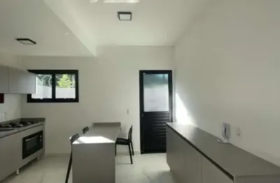 Casa com 2 quartos - residencial villa moura - granja viana ii - cotia/sp