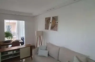 Apartamento térreo com 02 quartos - condomínio astoria iii - cotia/sp