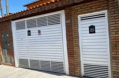 Casa com 2 quartos para alugar na Rua Lençóis, Jardim Araruama, Cotia