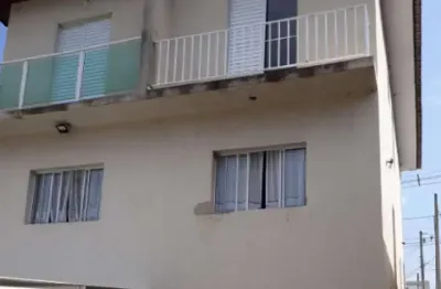 Casa com 02 quartos -  residencial flores do aguassaí - cotia/sp