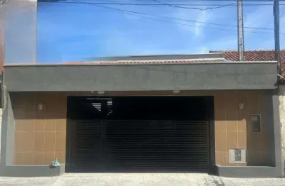 Casa com 2 quartos à venda na Rua Máximo Cavani, Centro, Mongaguá