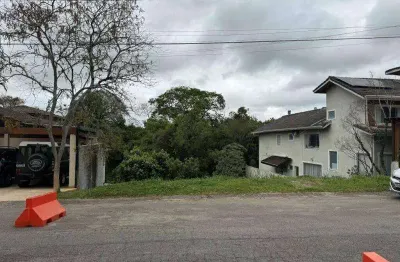 Terreno com 516,96m² - condomínio golf village - carapicuíba/sp