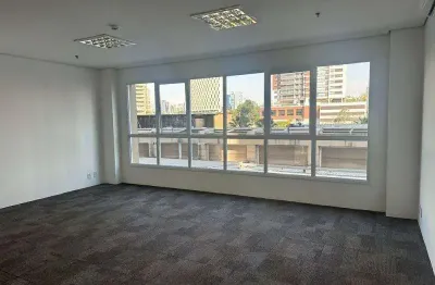 Sala comercial para alugar na Avenida Sagitário, Sítio Tamboré Alphaville, Barueri