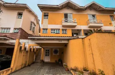 Casa com 04 Quartos - Condomínio Villaggio da Granja - Cotia/SP