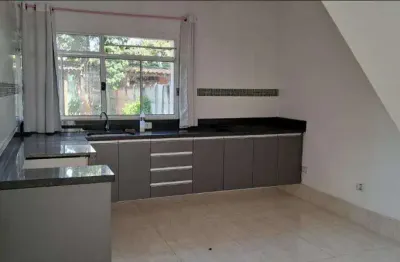 Casa com 2 quartos para alugar na Avenida Vasco Massafeli, Jardim Maria Tereza, Cotia