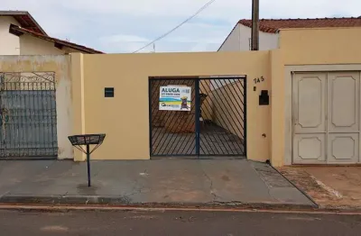 Casa com 2 quartos para alugar na Rua Tenente Afonso Câmara Filho, Jardim Califórnia, Barretos