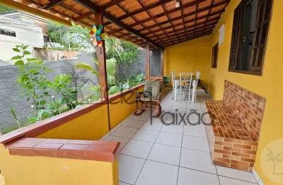 Oportunidade! casa no centro de maricá com 3 quartos à venda!!