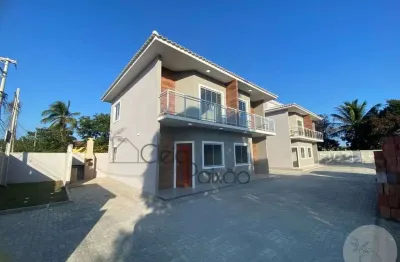 Ótimas casas dúplex com duas suítes à venda no jardim atlântico, itaipuaçú.