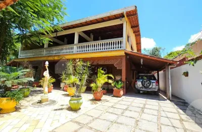 Belíssima chácara com 4 quartos e 4 suítes mais edícula no condado em maricá!!