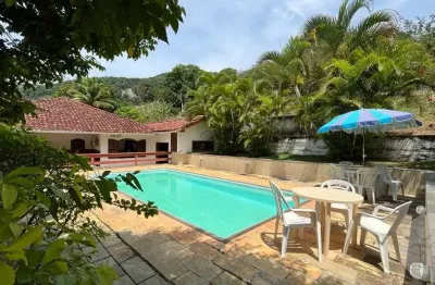 Fazenda à venda com porteira fechada em cassorotiba inõa - maricá rj.