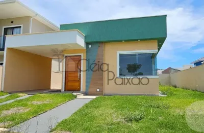 Ótima casa com dois quartos à venda em condomínio fechado,  maricá rj.