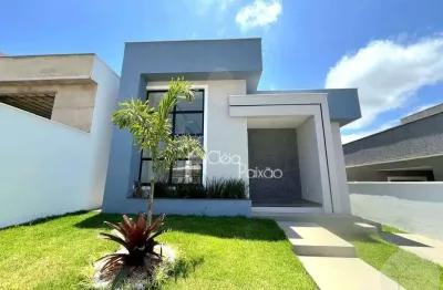 Ótima casa com 3 quartos à venda em condomínio fechado, maricá rj.