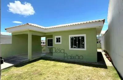 Ótima casa com dois quartos à venda em condomínio fechado, maricá rj.