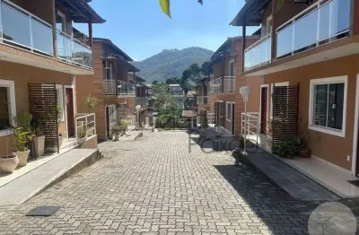 Ótima casa dúplex com dois quartos à venda em inoã,  maricá rj.