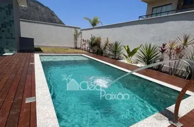 Ótima casa com 3 quartos à venda no condomínio alphaville, maricá rj.