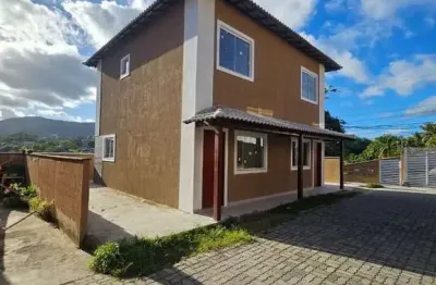 Casa com 2 quartos à venda na Rua Mirene da Silva Bittencourt, 15, Itapeba, Maricá