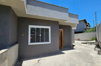 Linda casa em bairro tranquilo em maricá com 3 quartos sendo 1 suíte à venda!