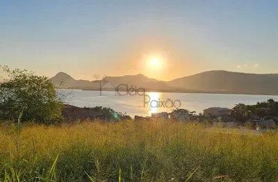 Ótimo lote de esquina com projeto aprovado no bairro araçatiba-maricá rj.