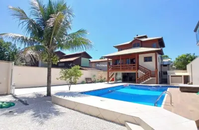 Casa com 3 quartos para alugar na rua jardim dos eucaliptos, 1971, campeche, florianópolis por r$ 16.500