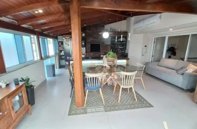 Cobertura com 3 quartos para alugar na rua jerônimo venâncio das chagas, 147, novo campeche, florianópolis por r$ 16.000