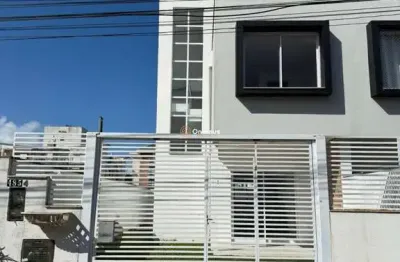 Casa com 2 quartos para alugar na rua orlando teixeira, 485, rio tavares, florianópolis por r$ 5.000