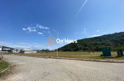 Terreno à venda na rodovia doutor antônio luiz moura gonzaga, 1, rio tavares, florianópolis por r$ 950.000