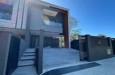 Casa com 3 quartos à venda na rodovia doutor antônio luiz moura gonzaga, 8, rio tavares, florianópolis por r$ 1.990.000