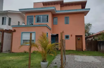 Casa com 3 quartos à venda na servidão guilherma maria da silva, 178, campeche, florianópolis por r$ 1.800.000