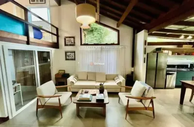 Casa com 3 quartos à venda na servidão sodré, 157, lagoa da conceição, florianópolis por r$ 2.350.000