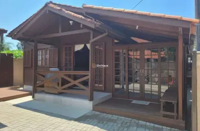 Casa para alugar na alfredo manoel vieira, 137, morro das pedras, florianópolis por r$ 6.500