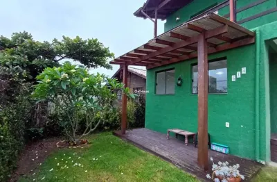 Casa com 2 quartos para alugar na rua laura duarte prazeres, 514, campeche, florianópolis por r$ 4.800