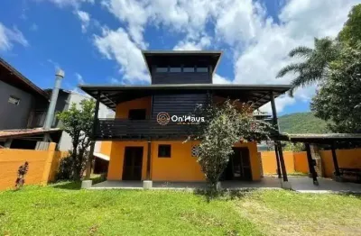 Casa com 3 quartos para alugar na morro verde, 57, campeche, florianópolis por r$ 7.500
