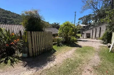 Terreno à venda na servidão carlota maria martins das chagas, 130, rio tavares, florianópolis por r$ 2.200.000