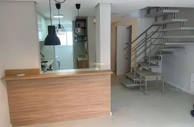 Casa em condomínio fechado com 2 quartos para alugar na rua sagrado coração de jesus, 811, morro das pedras, florianópolis por r$ 6.800