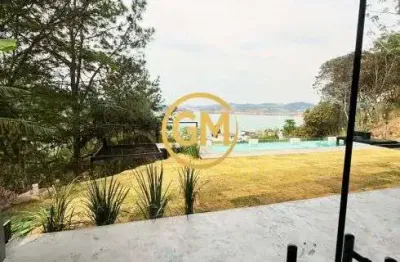 Casa exclusiva à venda em igaratá – pé na água com piscina de vidro!