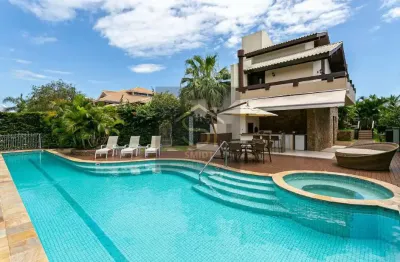 Casa com 6 quartos para alugar na Avenida dos Salmões, 1231, Jurerê Internacional, Florianópolis