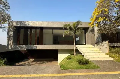 Residência surpreendente no  alphaville ipês - próximo ao lago -